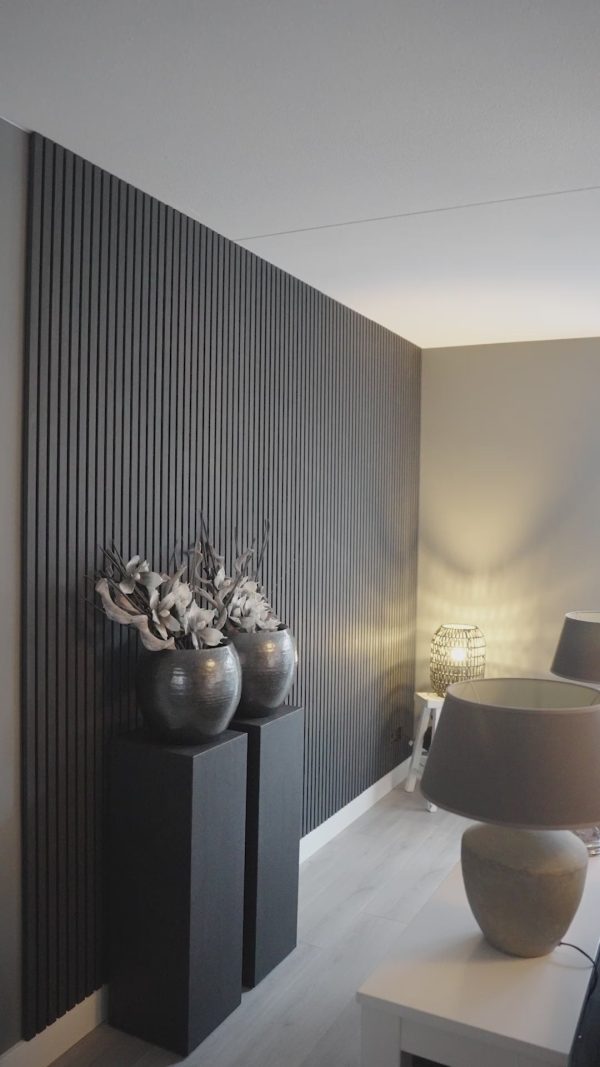 Akustische Wandpaneele Schwarzes Eichenholz | 240 cm x 60 cm | 3-seitiges Echtholzfurnier – Bild 3